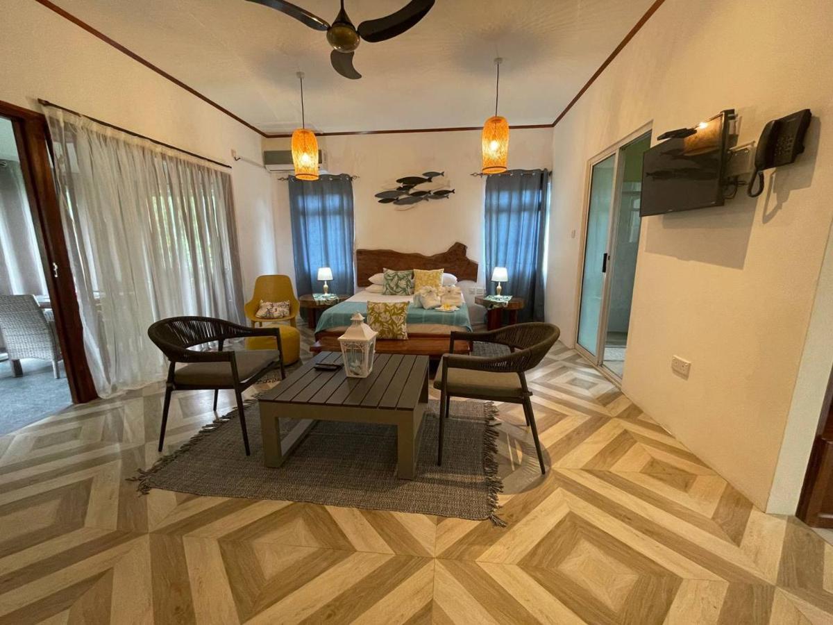 Milles Montagnes Residence Anse Royale Ngoại thất bức ảnh