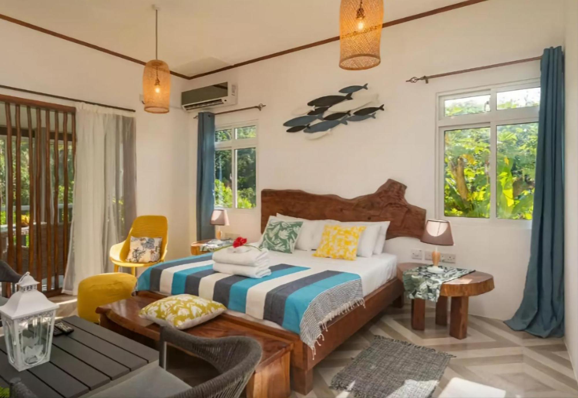 Milles Montagnes Residence Anse Royale Ngoại thất bức ảnh